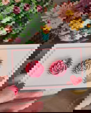 Cercei trandafiri roz