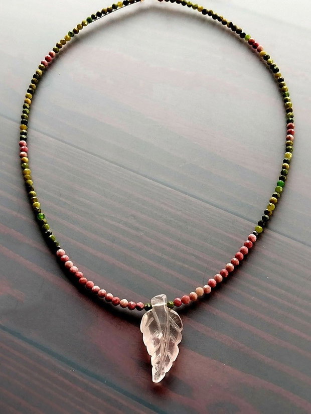 Rodonit, jad si cuart roz