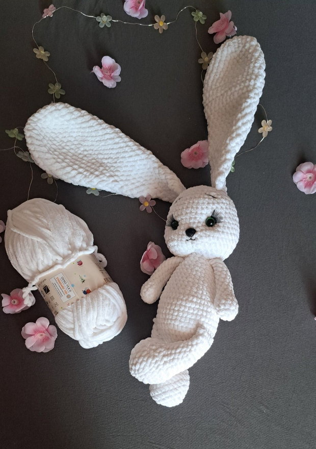 Iepuraș croșetat handmade jucărie din pluș