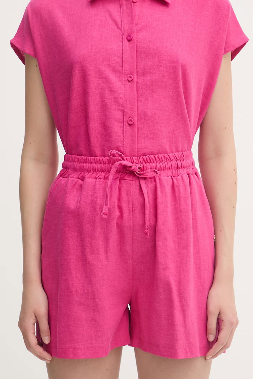 Gaudi pantaloni scurți pentru femei