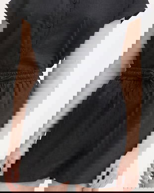 Gaudi pantaloni scurți pentru femei