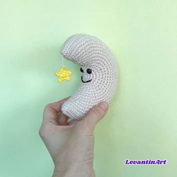 Set croșetat 3D cu piese mari Soare vesel, Semilună și Norișor cu detalii adorabile. LA COMANDA