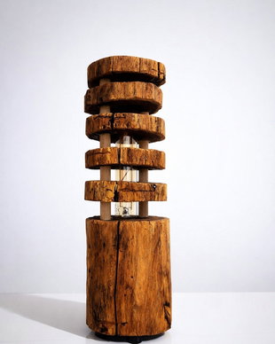 Lampă decorativă handmade din lemn masiv  design rustic modern, piesă unică