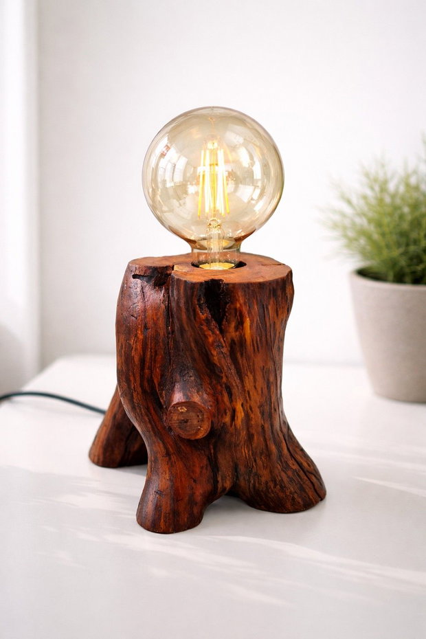 Lampă decorativă premium din lemn de cireș design natural unicat
