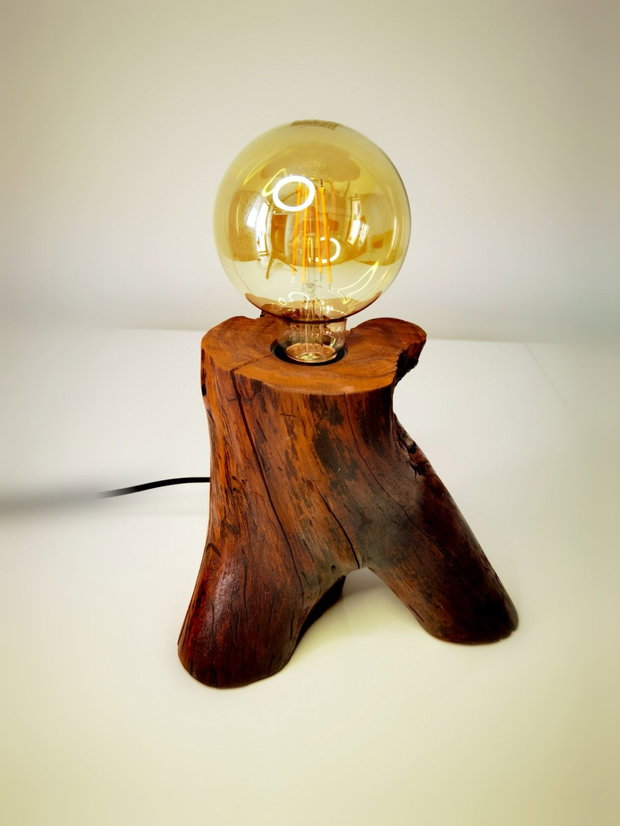Lampă decorativă premium din lemn de cireș design natural unicat