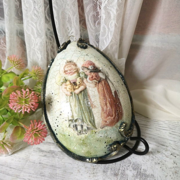 Amintiri de Paste - ou decorativ cu doua fete