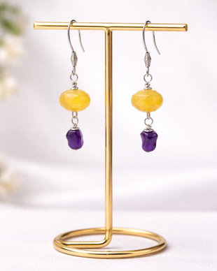 Cercei handmade eleganți - agat galben fațetat și ametist free form - bijuterie cu pietre naturale (cod1409)