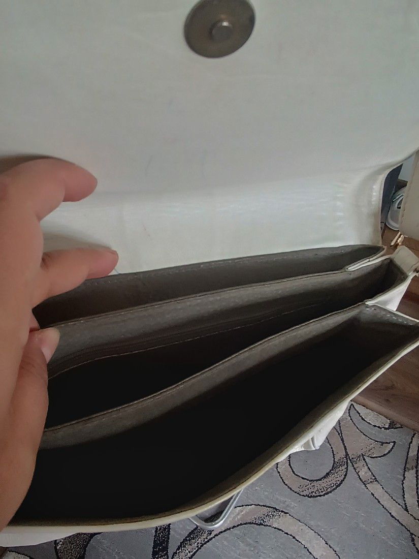 Geanta din piele de strut