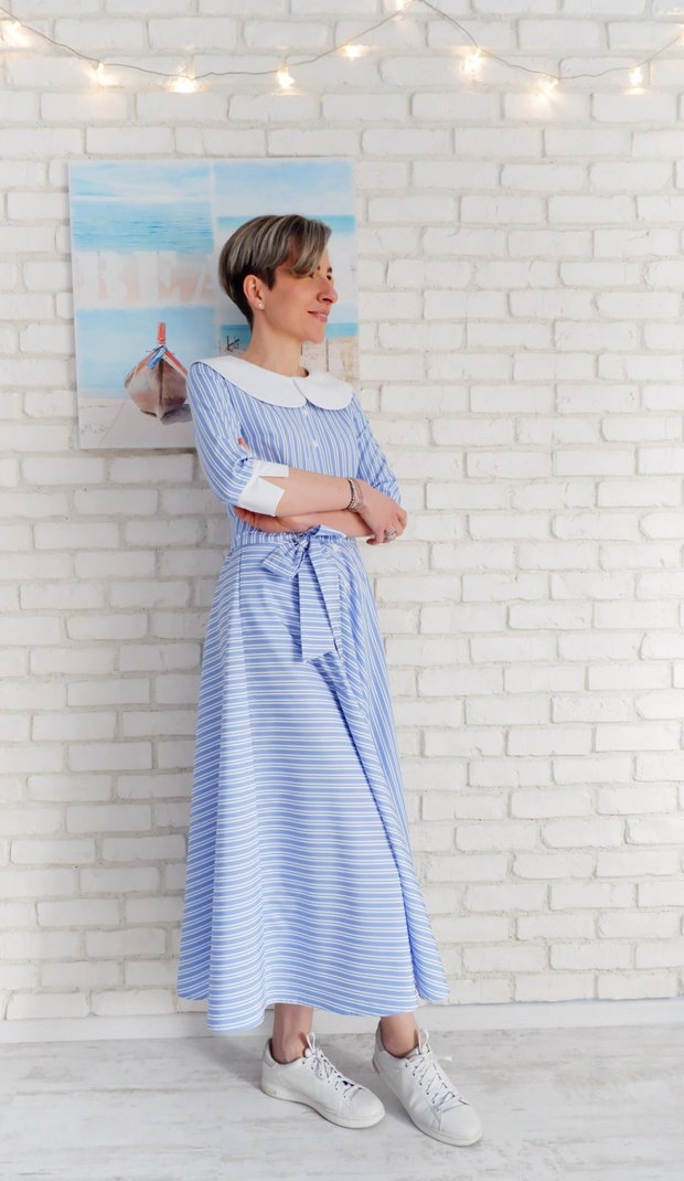 Rochie Camasa Bleu cu Guler Mare Rotund