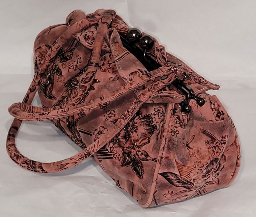 Geanta vintage catifea