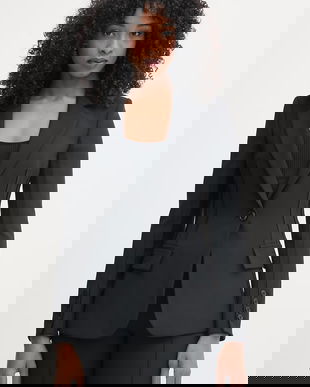 Elisabetta Franchi sacou cu un singur rând de nasturi pentru femei