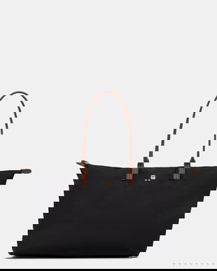 Tommy Hilfiger poseta