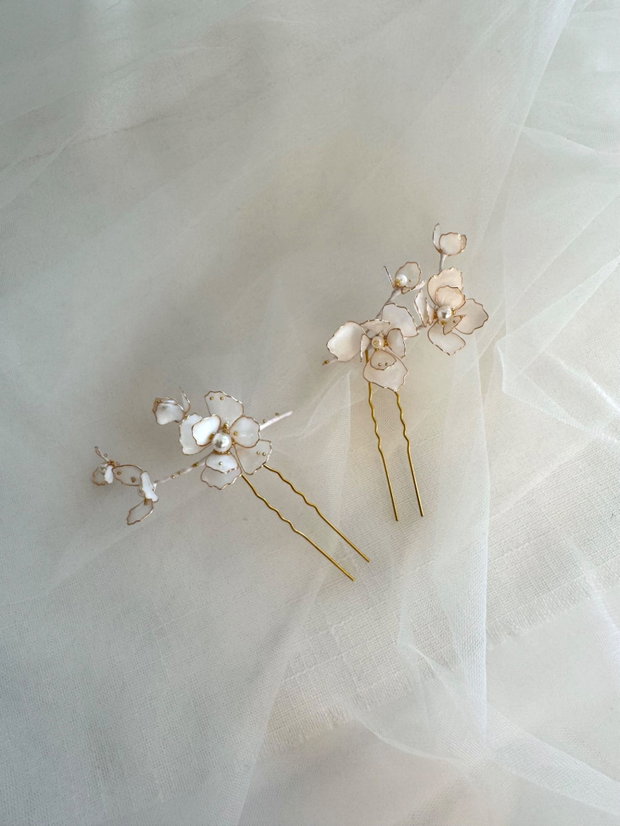 Ace de par/accesoriu mireasa cu flori albe