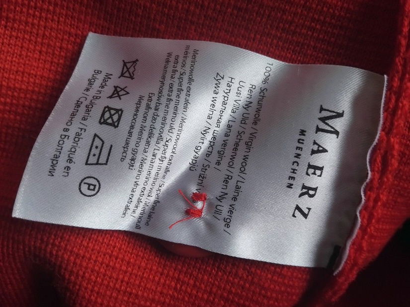 Jachdta/ cardigan lana ,rosu