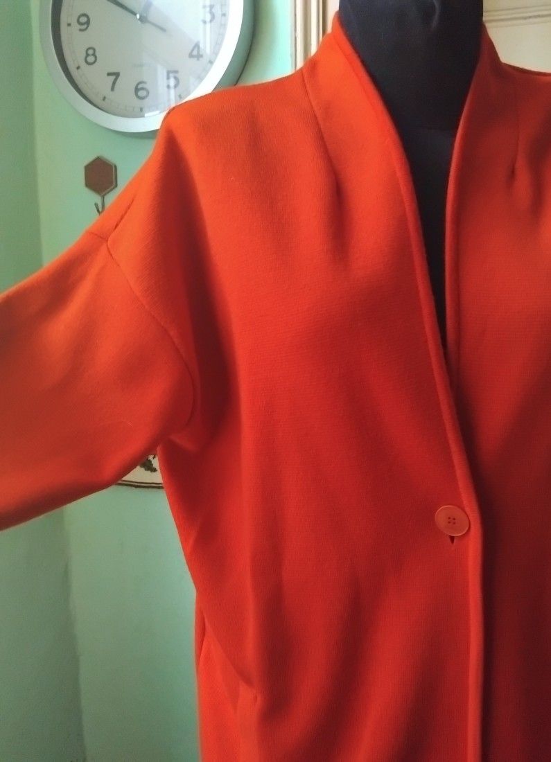 Jachdta/ cardigan lana ,rosu