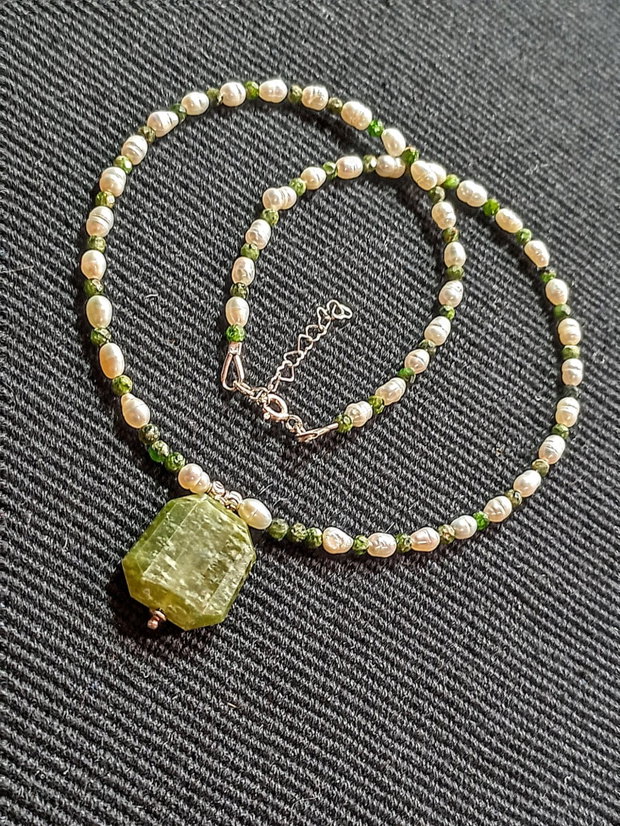 Colier argint crom diopsid vesuvianit perle naturale de cultura baroc boho chic trendy - Transport gratuit