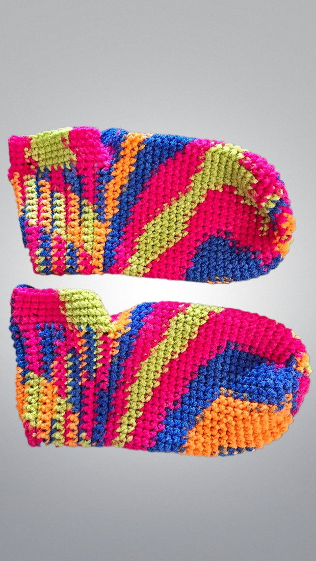 Botosei croșetați pentru copii model degradé multicolor