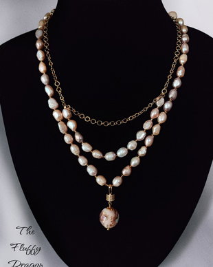 Colier din perle de cultura rose si pandantiv Murano + card reducere 5% pentru cumparaturi ulterioare
