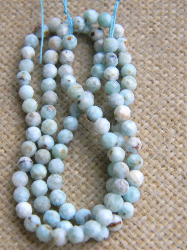 Larimar fatetat 4 mm (F9)