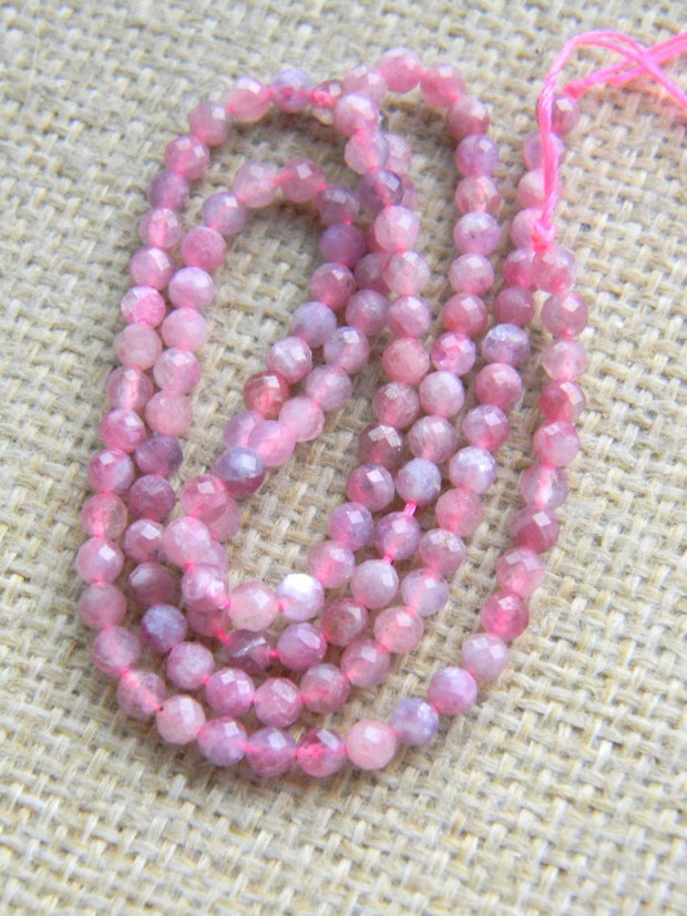 Turmalina roz fatetata 3,5 mm (F9)