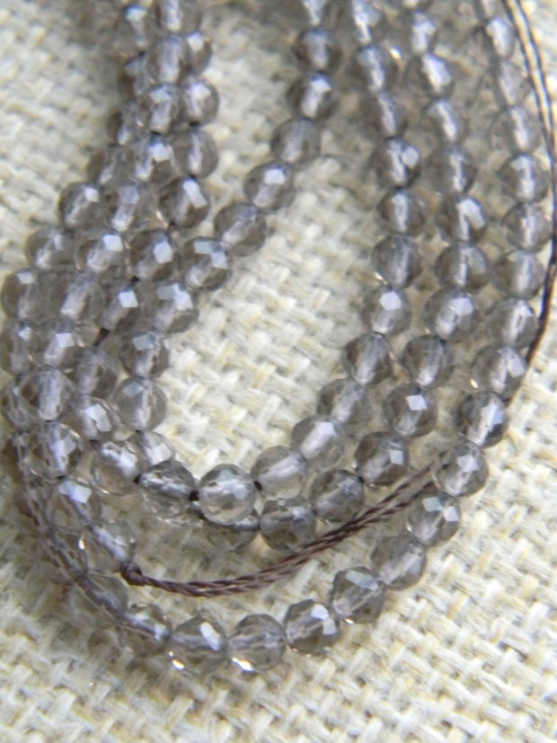 Cuart fumuriu fatetat 3,5 mm (F9)