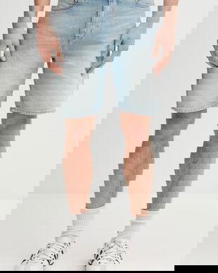 Lacoste pantaloni scurți jeans