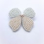 Broșă handmade cu perle de sticlă -alb+ivory