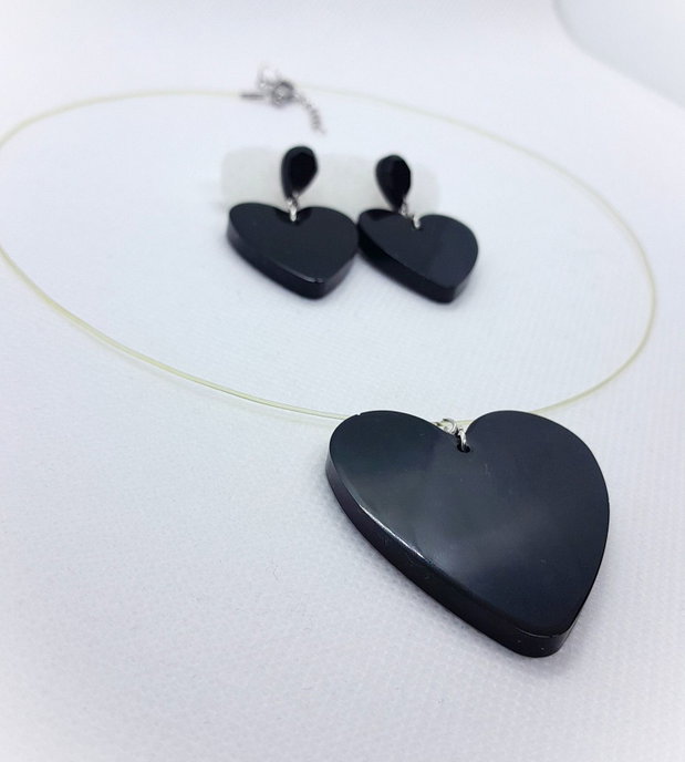 Simply black - set colier și cercei din rășină