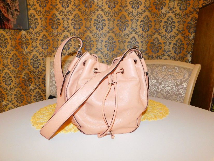 Brand NAVY BOAT,  geanta  roz pudra,   piele  naturala  deosebita,