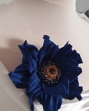 Floare din piele