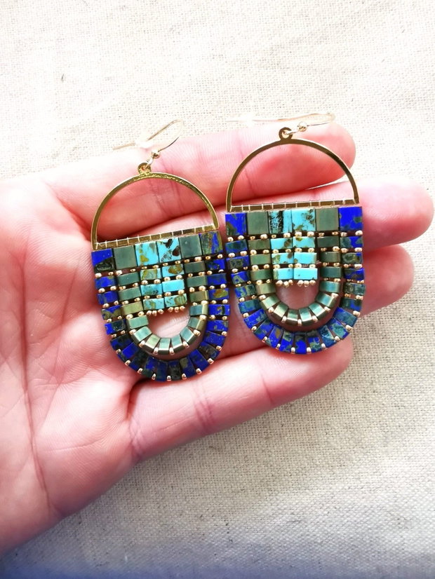 Cercei boho statement cu margele Tila turcoaz, lapiz lazuli si verde petrol