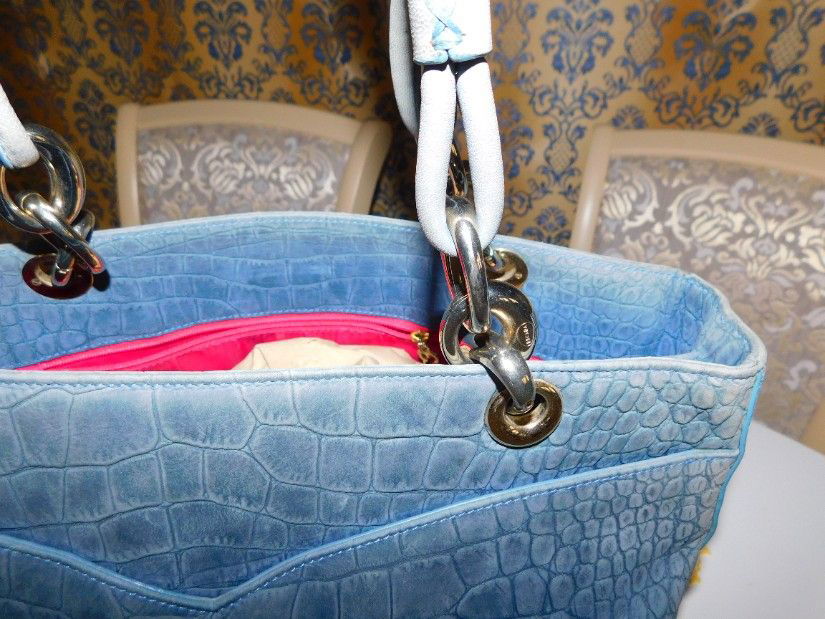 ESCADA, geanta vintage piele  naturala  embosata extra, ORIGINALA,   numar de serie