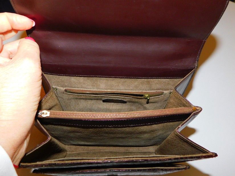 Poseta vintage  Spania , brand Perez, piele   sarpe,  esarfa noua  matase brodata , cadou