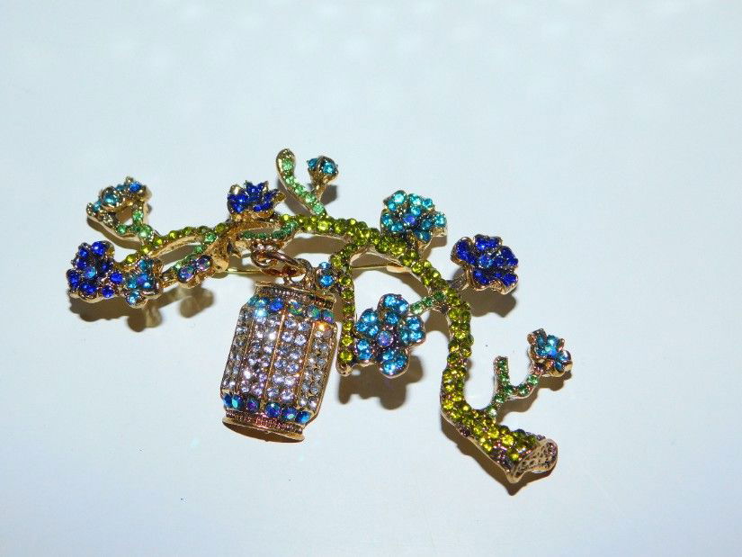 Poseta vintage  piele sarpe, plic sau de umar,  brosa deosebita cadou