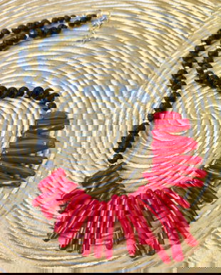 Colier Coral rosu & lava vulcanica neagra