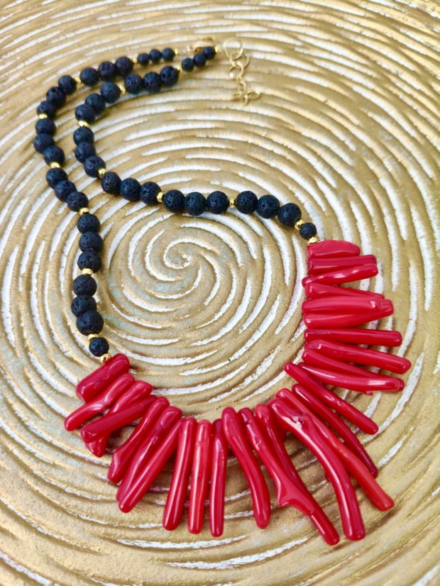 Colier Coral rosu & lava vulcanica neagra