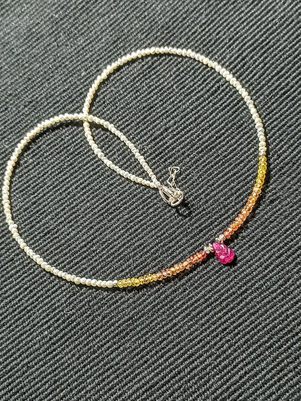 Colier argint safir galben gradient rubin gravat perle naturale de cultura seed minimalist boho chic trendy