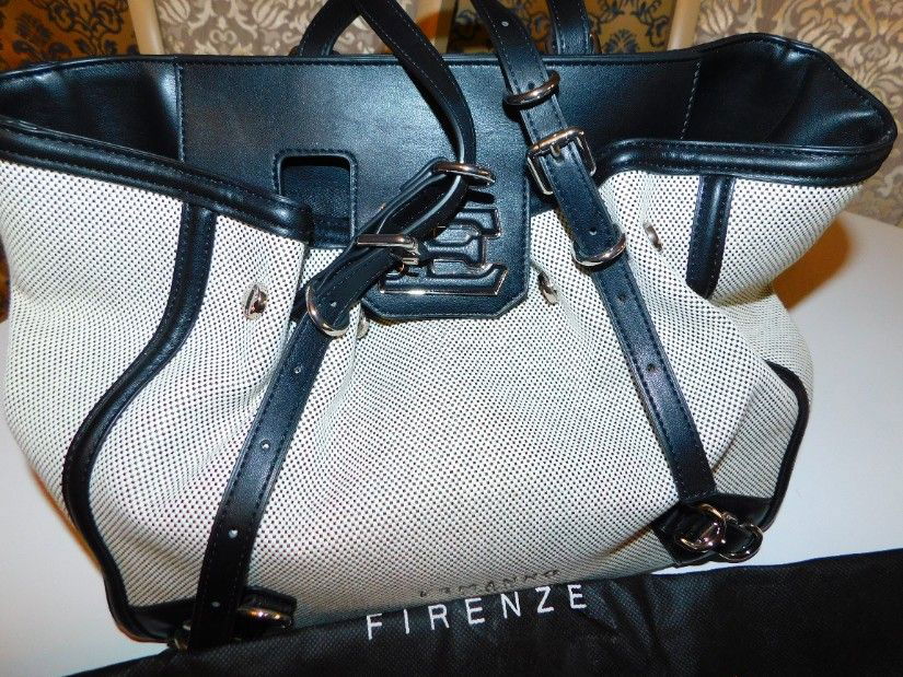 ERMANNO SCERVINO FIRENZE, geanta noua,  deosebita, ceas nou elegant,  cadou,