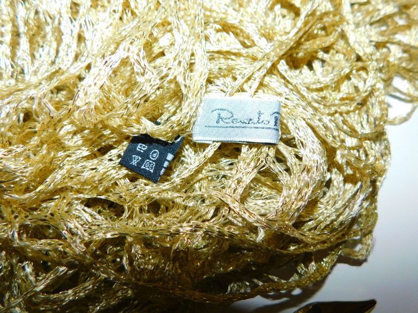 Poseta noua,  MINELLI, eleganta, de ocazie, esarfa Renato Balestra  si brosa noua aurii  asortate