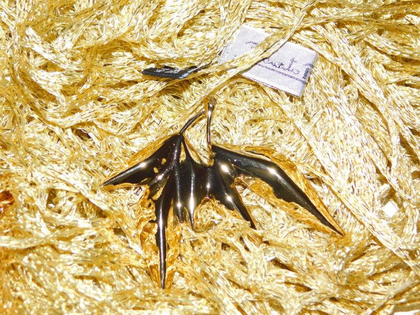 Poseta noua,  MINELLI, eleganta, de ocazie, esarfa Renato Balestra  si brosa noua aurii  asortate