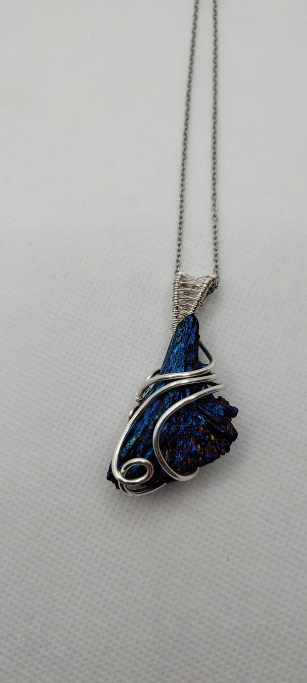Pandantiv unicat,pandantiv cu kyanite,pandantiv lucrat manual