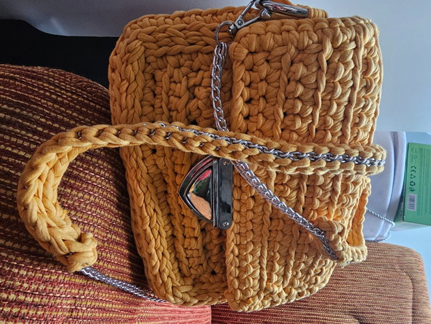 Geanta crosetata handmade