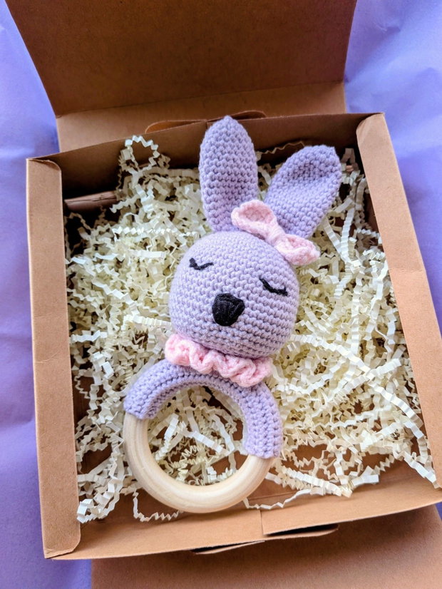 Set handmade iepurași croșetați  cadou bebeluș