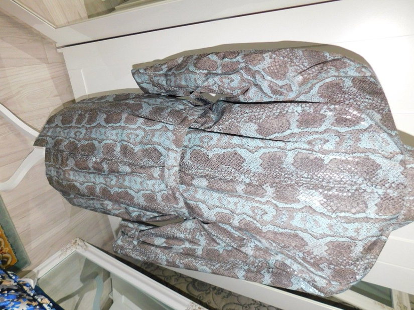 Brand  KEMPER , 46 , trench deosebit, nou, elegant , imbracaminte de lux ,