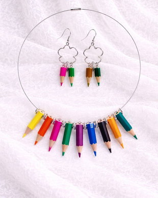 set bijuterii creioane colorate 01956