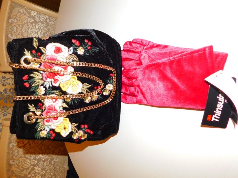 Poseta noua Zara, catifea , brodata, manusi noi catifea asortate