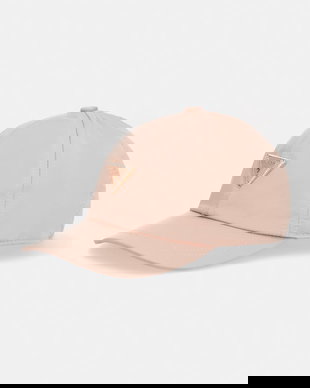 Guess șapcă pentru femei