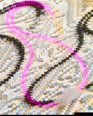 Colier CHOKER agate fucsia & floare cuart roz