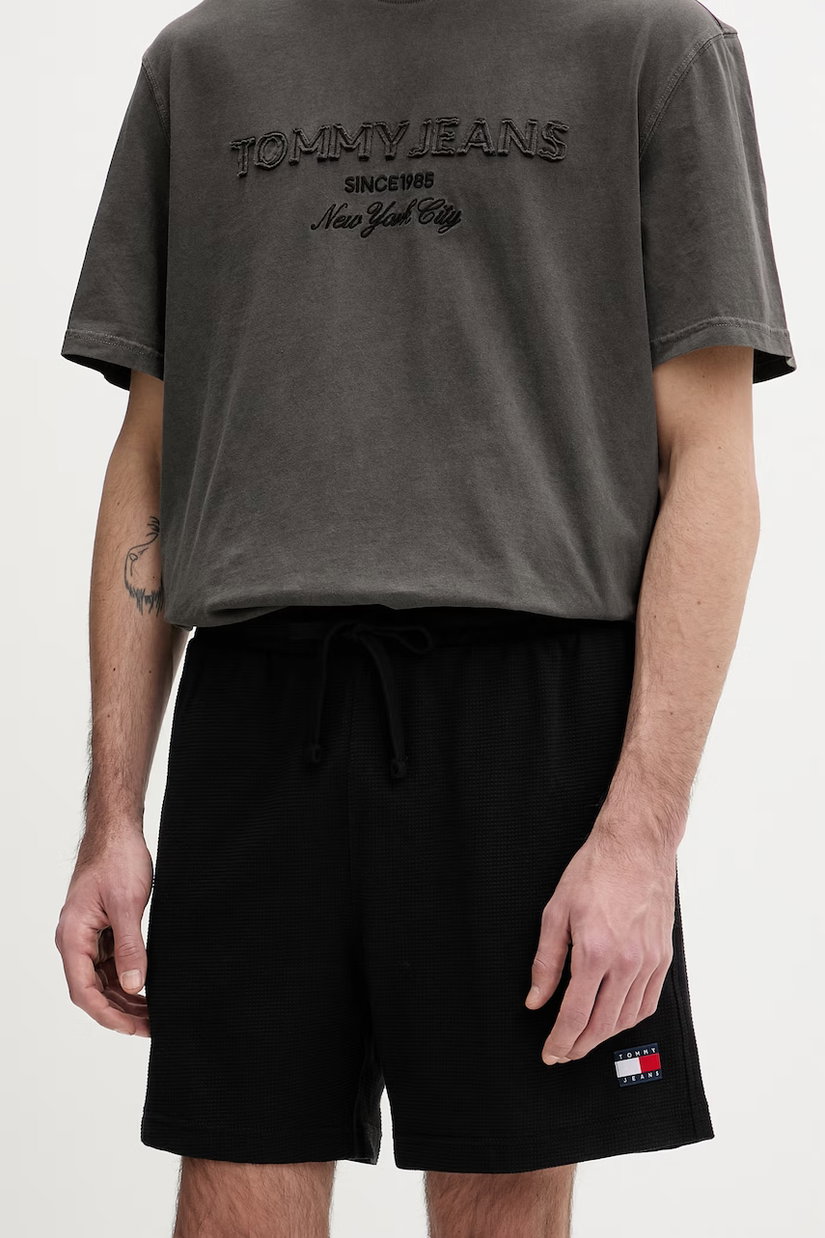 Tommy Jeans Pantaloni scurți de trening bărbați cu bumbac