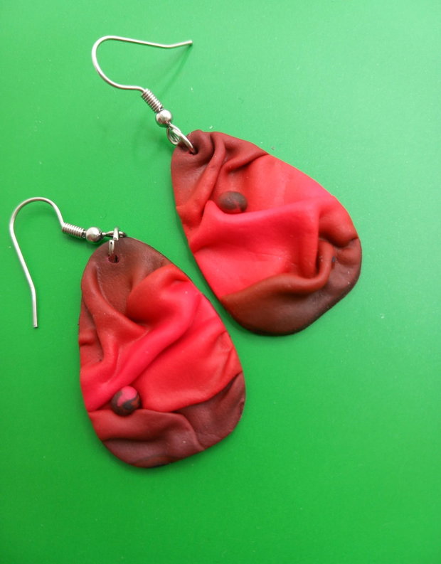 Red folded,  cercei din lut polimeric